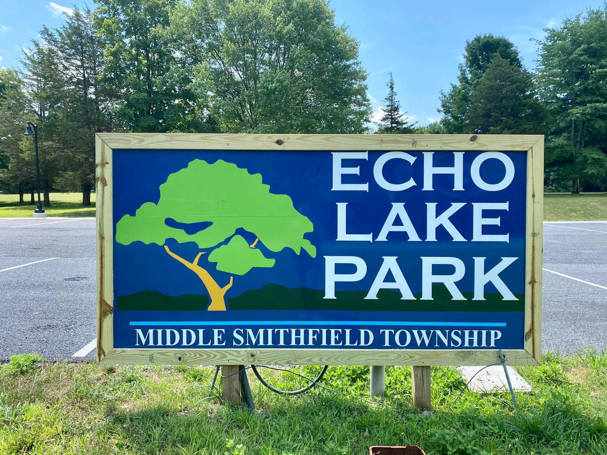 Echo Lake Park sign